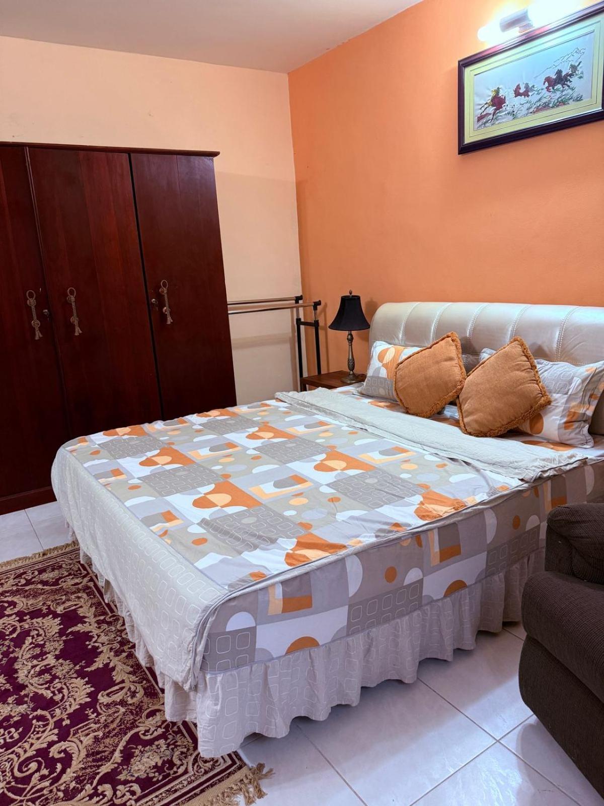 קנדי Resident View Homestay מראה חיצוני תמונה