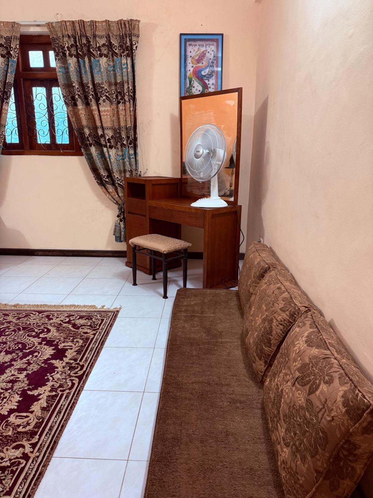 קנדי Resident View Homestay מראה חיצוני תמונה
